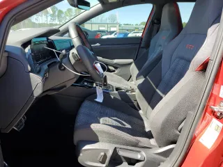 2024 Volkswagen GTI S z VIN WVWGA7CD2RW215568, wystawiony jako Copart lot #47470565 z przebiegiem 13 855 mil mil oraz Szkoda całkowita • Salvage title. Historia ofert i sprzedaży dostępna na DreamBid. Obrazek 7.