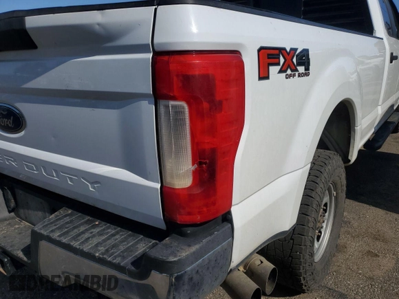 2018 Ford F-250 XL with VIN 1FT7W2BT1JEB88967, listed as a IAAI auction lot 42743495 with 215,105 mi miles and . Bid and sale history available at DreamBid. Image 10.