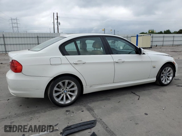 2011 BMW 3 Series 328i xDrive with VIN WBAPK7G5XBNN86258, listed as a Copart auction lot 61224485 with 202,186 mi miles and Salvage title. Bid and sale history available at DreamBid. Image 3.