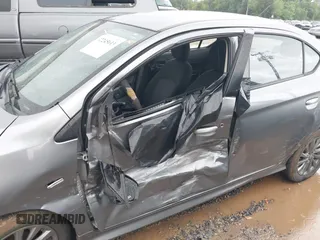 2019 Mitsubishi Mirage SE с VIN ML32F4FJ0KHF10566, выставлен на аукционе IAAI как лот 42245613 с пробегом 111 422 миль миль и . История ставок и продаж доступна на DreamBid. Изображение 6.