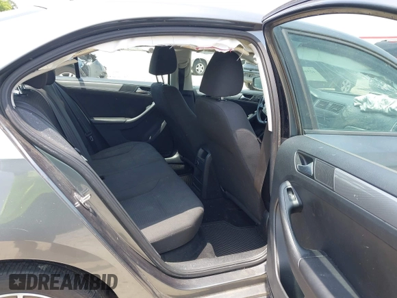 2015 Volkswagen Jetta SE with VIN 3VWD07AJ4FM353782, listed as a IAAI auction lot 42544354 with 195,457 mi miles and . Bid and sale history available at DreamBid. Image 8.