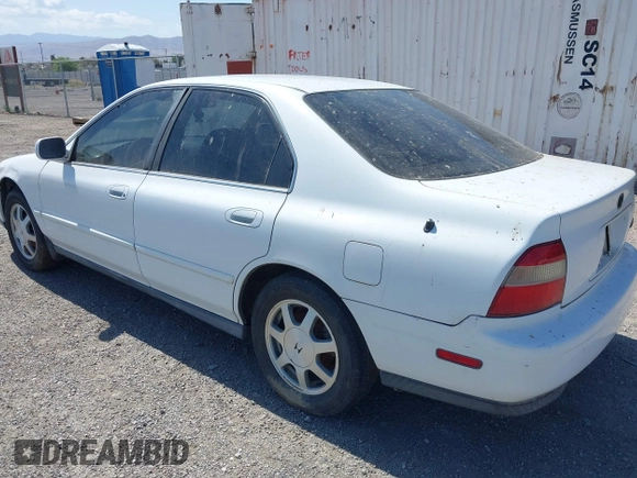 1995 Honda Accord EX z VIN 1HGCD5565SA042044, wystawiony jako IAAI lot #42433765 z przebiegiem 255 906 mil mil oraz . Historia ofert i sprzedaży dostępna na DreamBid. Obrazek 3.