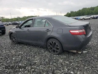 2009 Toyota Camry LE z VIN 4T1BK46K69U091909, wystawiony jako Copart lot #56214505 z przebiegiem 157 133 mil mil oraz Czysty tytuł • Clean title. Historia ofert i sprzedaży dostępna na DreamBid. Obrazek 2.