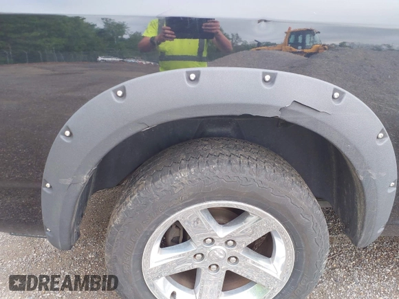 2013 Ram 1500 Express с VIN 1C6RR7FT8DS524425, выставлен на аукционе IAAI как лот 42254594 с пробегом 144 602 миль миль и . История ставок и продаж доступна на DreamBid. Изображение 21.