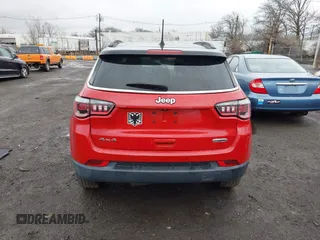 2019 Jeep Compass Latitude with VIN 3C4NJDBB7KT629155, listed as a IAAI auction lot 41812711 with 35,369 mi miles and . Bid and sale history available at DreamBid. Image 17.