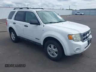 2008 Ford Escape XLT с VIN 1FMCU03188KA91326, выставлен на аукционе IAAI как лот 42293474 с пробегом 197 945 миль миль и . История ставок и продаж доступна на DreamBid. Изображение 1.