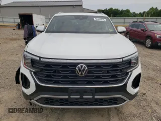 2024 Volkswagen Atlas SE with VIN 1V2KE2CA8RC224962, listed as a Copart auction lot 59100915 with 6,294 mi miles and Salvage title. Bid and sale history available at DreamBid. Image 5.