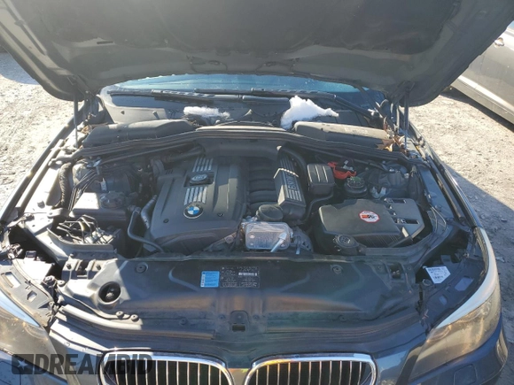 2009 BMW 5 Series 528i with VIN WBANU53529C119238, listed as a Copart auction lot 88943385 with 157,322 mi miles and Salvage Title. Bid and sale history available at carsss.com. Image 11.