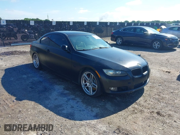 2008 BMW 3 Series 335i with VIN WBAWB73558P039588, listed as a IAAI auction lot 42450021 with 90,912 mi miles and . Bid and sale history available at DreamBid. Image 1.