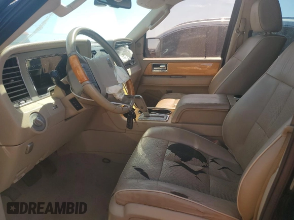 2007 Lincoln Navigator with VIN 5LMFU28507LJ24510, listed as a Copart auction lot 60922495 with 152,984 mi miles and Salvage title. Bid and sale history available at DreamBid. Image 7.