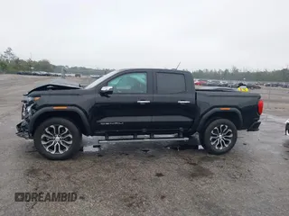 2024 GMC Canyon 4WD Denali with VIN 1GTP6FEK8R1133039, listed as a IAAI auction lot 41398204 with 7,735 mi miles and . Bid and sale history available at carsss.com. Image 14.