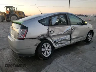 2004 Toyota Prius with VIN JTDKB20U240106182, listed as a Copart auction lot 46873285 with 154,878 mi miles and Clean Title. Bid and sale history available at carsss.com. Image 3.