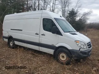 2011 Mercedes-Benz Sprinter with VIN WD3PE8CB5B5607460, listed as a Copart auction lot 46278815 with 251,222 mi miles and Clean Title. Bid and sale history available at carsss.com. Image 4.
