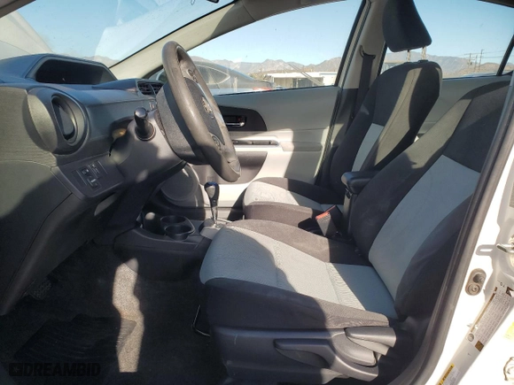 2013 Toyota Prius c One with VIN JTDKDTB34D1542840, listed as a Copart auction lot 87762425 with 0 mi miles and Clean Title. Bid and sale history available at carsss.com. Image 7.
