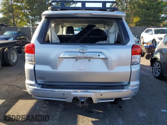 2010 Toyota 4Runner Trail z VIN JTEBU5JR2A5010939, wystawiony jako Copart lot #72620674 z przebiegiem Nie podano mil oraz Nie do naprawy • Non repairable. Historia ofert i sprzedaży dostępna na DreamBid. Obrazek 6.