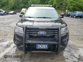 2016 Ford Police Interceptor Utility z VIN 1FM5K8AR8GGA97151, wystawiony jako Copart lot #58217185 z przebiegiem Nie podano mil oraz Szkoda całkowita • Salvage title. Historia ofert i sprzedaży dostępna na DreamBid. Obrazek 5.