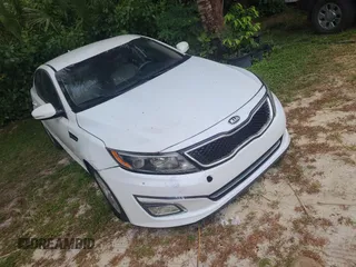 2015 Kia Optima LX z VIN KNAGM4A75F5640168, wystawiony jako Copart lot #55794545 z przebiegiem 96 285 mil mil oraz Czysty tytuł • Clean title. Historia ofert i sprzedaży dostępna na DreamBid. Obrazek 1.
