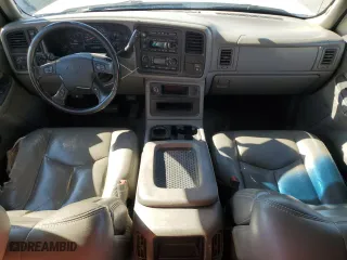 2003 Chevrolet Silverado 2500HD LS with VIN 1GCHK29153E343303, listed as a Copart auction lot 75909484 with 206,737 mi miles and Salvage Title. Bid and sale history available at carsss.com. Image 8.