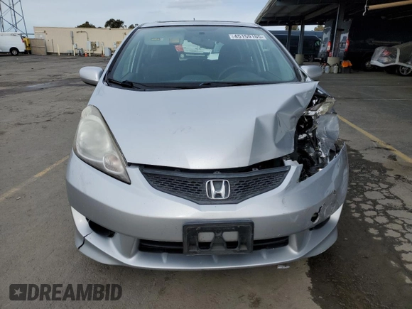 2011 Honda Fit Sport with VIN JHMGE8H56BS004963, listed as a Copart auction lot 45159105 with 200,713 mi miles and Salvage Title. Bid and sale history available at DreamBid. Image 5.