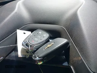 2021 Chevrolet Camaro 1LT с VIN 1G1FB1RS2M0127023, выставлен на аукционе IAAI как лот 41993382 с пробегом 65 121 миль миль и . История ставок и продаж доступна на DreamBid. Изображение 11.