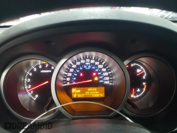 2011 Suzuki Grand Vitara Premium with VIN JS3TD0D25B4102081, listed as a Copart auction lot 43978955 with 310,535 mi miles and Salvage title. Bid and sale history available at DreamBid. Image 9.