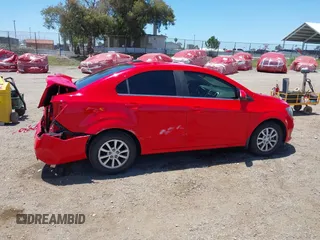 2018 Chevrolet Sonic LT with VIN 1G1JD5SG3J4123567, listed as a IAAI auction lot 42494476 with 44,431 mi miles and . Bid and sale history available at DreamBid. Image 14.
