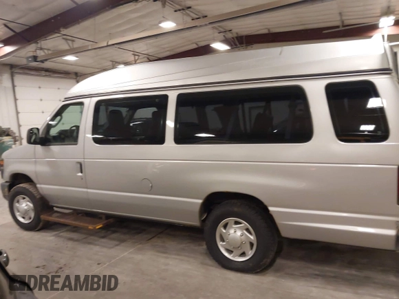 2014 Ford Econoline Wagon XL with VIN 1FBSS3BL1EDA11623, listed as a IAAI auction lot 41812934 with Not Provided miles. Bid and sale history available at carsss.com. Image 13.