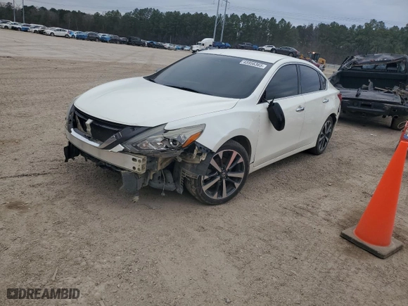 2016 Nissan Altima 2.5 SR with VIN 1N4AL3AP5GC263821, listed as a Copart auction lot 45956365 with 123,598 mi miles and Salvage Title. Bid and sale history available at carsss.com. Image 1.