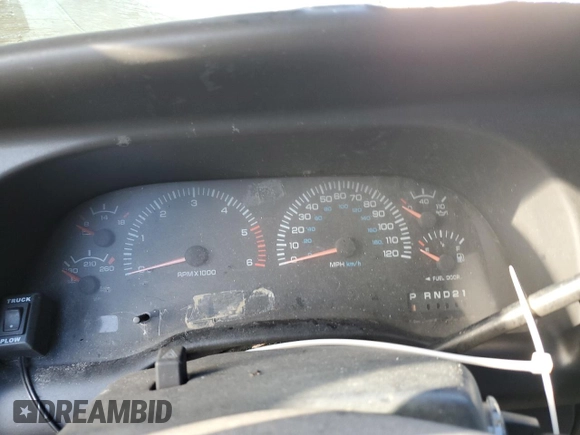 2001 Dodge 2500 z VIN 3B7KF26Z01M553173, wystawiony jako Copart lot #42750515 z przebiegiem Nie podano mil oraz Szkoda całkowita • Salvage title. Historia ofert i sprzedaży dostępna na DreamBid. Obrazek 9.