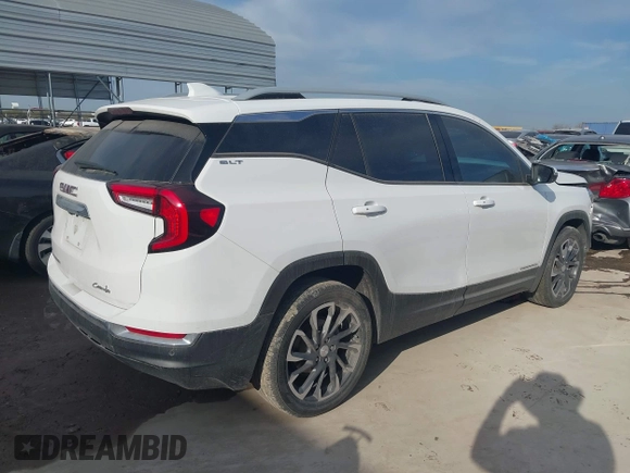 2022 GMC Terrain SLT with VIN 3GKALPEV0NL224814, listed as a IAAI auction lot 41696599 with 65,930 mi miles. Bid and sale history available at carsss.com. Image 4.