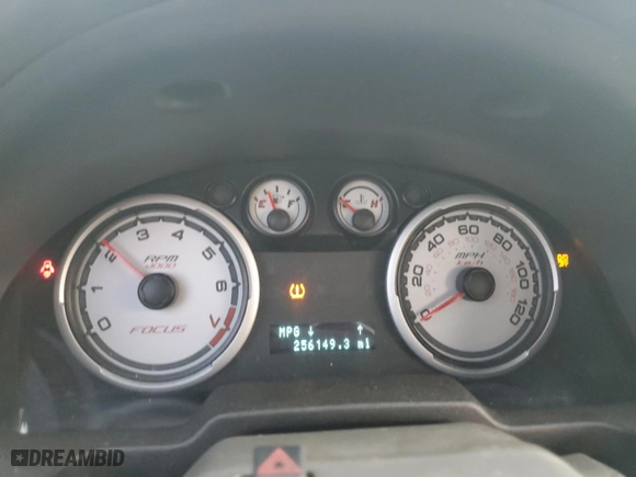 2008 Ford Focus SE with VIN 1FAHP35N98W158159, listed as a Copart auction lot 86862844 with 256,149 mi miles and Salvage Title. Bid and sale history available at carsss.com. Image 9.