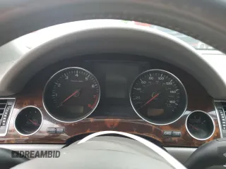 2006 Audi A8 4.2L z VIN WAUML44E26N004694, wystawiony jako Copart lot #57714175 z przebiegiem Nie podano mil oraz Tytuł czysty. Historia ofert i sprzedaży dostępna na DreamBid. Obrazek 9.