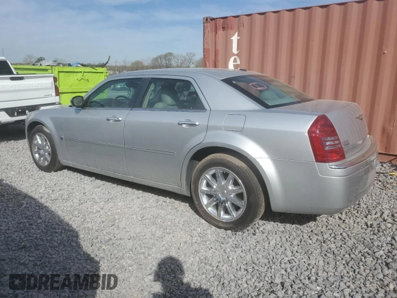 2007 Chrysler 300 C with VIN 2C3KA63H87H873497, listed as a Copart auction lot 50574925 with 85,018 mi miles and Clean Title. Bid and sale history available at carsss.com. Image 2.