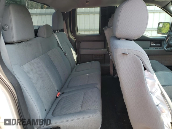 2013 Ford F-150 XL z VIN 1FTFX1CF8DFD52581, wystawiony jako Copart lot #59056415 z przebiegiem 240 688 mil mil oraz Szkoda całkowita • Salvage title. Historia ofert i sprzedaży dostępna na DreamBid. Obrazek 10.