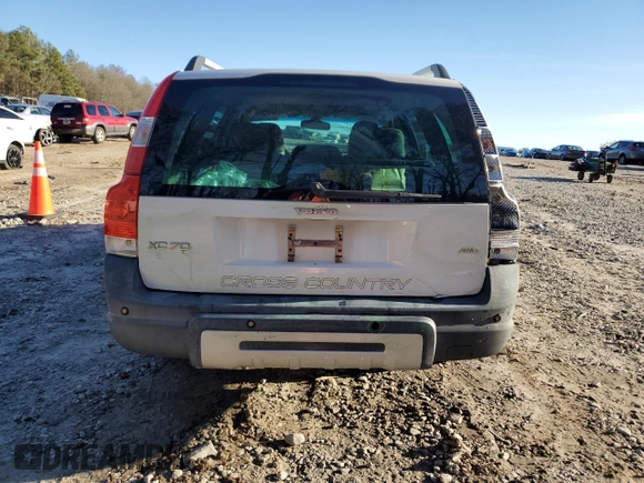 2007 Volvo XC70 with VIN YV4SZ592371263570, listed as a Copart auction lot 48040985 with 117,509 mi miles and Salvage Title. Bid and sale history available at DreamBid. Image 6.