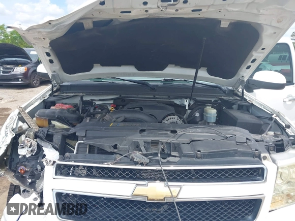 2007 Chevrolet Tahoe LTZ with VIN 1GNFC13J47J336516, listed as a IAAI auction lot 42545424 with 211,669 mi miles and . Bid and sale history available at DreamBid. Image 10.