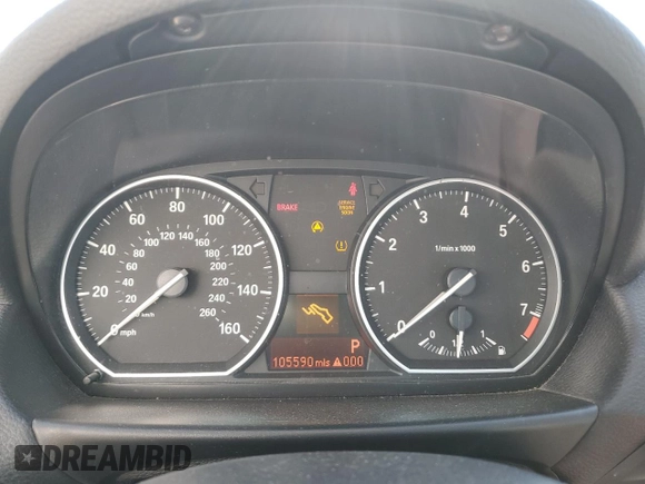 2009 BMW 1 Series 128i with VIN WBAUP93519VF48985, listed as a Copart auction lot 50715925 with 105,590 mi miles and Salvage title. Bid and sale history available at DreamBid. Image 9.