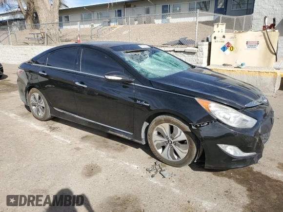 2014 Hyundai Sonata Limited with VIN KMHEC4A45EA110366, listed as a Copart auction lot 47321655 with 140,302 mi miles and Salvage Title. Bid and sale history available at carsss.com. Image 4.