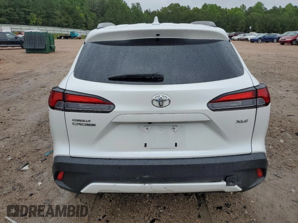 2022 Toyota Corolla Cross XLE с VIN 7MUDAAAG0NV006925, выставлен на аукционе Copart как лот 57719495 с пробегом 38 973 миль миль и Списание • Salvage title. История ставок и продаж доступна на DreamBid. Изображение 6.