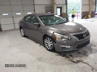 2015 Nissan Altima S z VIN 1N4AL3AP0FC581165, wystawiony jako IAAI lot #42354309 z przebiegiem 140 152 mil mil oraz . Historia ofert i sprzedaży dostępna na DreamBid. Obrazek 1.