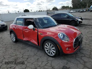 2019 MINI Hardtop 4 Door Cooper z VIN WMWXU1C57K2J03162, wystawiony jako Copart lot #56795965 z przebiegiem 33 125 mil mil oraz Szkoda całkowita • Salvage title. Historia ofert i sprzedaży dostępna na DreamBid. Obrazek 4.