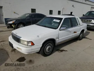 1994 Chrysler LeBaron z VIN 3C3AA563XRT225465, wystawiony jako Copart lot #78666144 z przebiegiem 87 254 mil mil oraz Tytuł czysty. Historia ofert i sprzedaży dostępna na DreamBid. Obrazek 1.