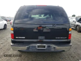 2004 Chevrolet Tahoe LS with VIN 1GNEC13V24R305650, listed as a Copart auction lot 44187625 with 82,000 mi miles and Salvage Title. Bid and sale history available at carsss.com. Image 6.