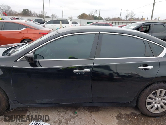 2015 Nissan Altima S z VIN 1N4AL3AP7FN884254, wystawiony jako IAAI lot #41390369 z przebiegiem 131 329 mil mil oraz . Historia ofert i sprzedaży dostępna na DreamBid. Obrazek 14.