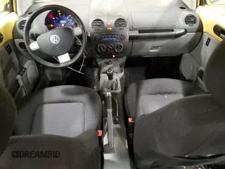 2004 Volkswagen New Beetle Coupe GL with VIN 3VWBK31C74M414664, listed as a Copart auction lot 46487855 with 104,561 mi miles and Salvage Title. Bid and sale history available at carsss.com. Image 8.