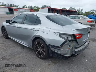 2019 Toyota Camry LE z VIN 4T1B11HK9KU708465, wystawiony jako IAAI lot #41921754 z przebiegiem 119 106 mil mil oraz . Historia ofert i sprzedaży dostępna na DreamBid. Obrazek 3.
