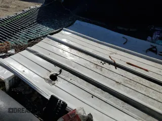 2011 GMC Sierra 1500 Work Truck z VIN 1GTN1TEXXBZ132949, wystawiony jako Copart lot #74590944 z przebiegiem 196 562 mil mil oraz Szkody całkowita. Historia ofert i sprzedaży dostępna na DreamBid. Obrazek 10.