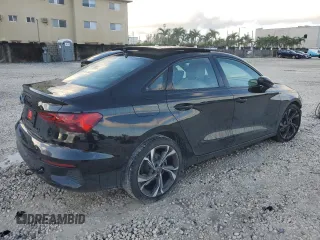 2023 Audi A3 Premium z VIN WAUAUDGY5PA040071, wystawiony jako Copart lot #45970325 z przebiegiem 40 364 mil mil oraz Szkoda całkowita • Salvage title. Historia ofert i sprzedaży dostępna na DreamBid. Obrazek 3.