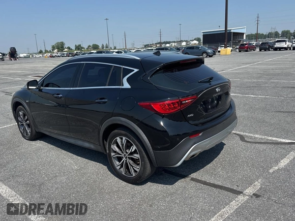 2018 Infiniti QX30 Premium with VIN SJKCH5CR4JA044802, listed as a Copart auction lot 59876905 with 89,177 mi miles and Clean title. Bid and sale history available at DreamBid. Image 3.