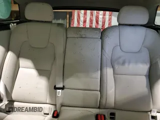 2023 Volvo XC60 Ultimate Dark Theme с VIN YV4062RX5P1268215, выставлен на аукционе Copart как лот 87849245 с пробегом 32 748 миль миль и Списание • Salvage title. История ставок и продаж доступна на DreamBid. Изображение 10.